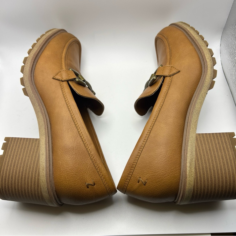 Zodiac Gemma Women’s Size 10 Chestnut Lug Sole Loafers- New without box - Picture 5 of 14